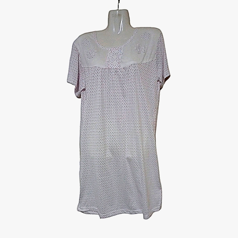 White polkadot nightgown